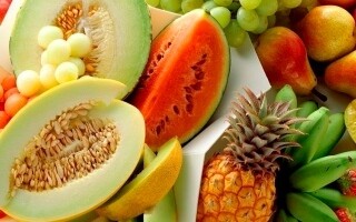 Потребление фруктов связано с более низким риском депрессии у пожилых людей